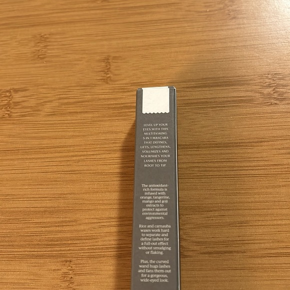Complex Culture Executive Level Mascara, BNIB - Picture 3 of 3